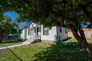 1804 Laurel St, Klamath Falls, OR 97601 - Photo 2