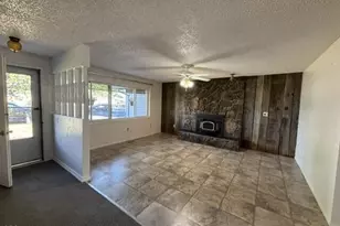 5463 Eastwood Dr, Klamath Falls, OR 97603 - Photo 4