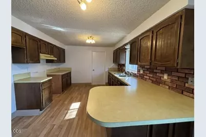 5463 Eastwood Drive, Klamath Falls, OR 97603 - Photo 6