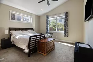61202 Dayspring Dr, Bend, OR 97702 - Photo 10