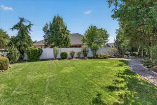 9 Aspen Ct, Eagle Point, OR 97524 - Photo 48