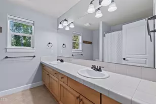 20308 Aberdeen Dr, Bend, OR 97702 - Photo 30