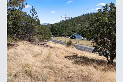 4183 Camino Viejo Road, Medford, OR 97501 - Photo 12