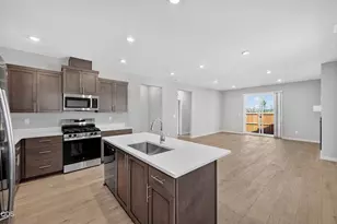 2717 NW 26th Loop N, Redmond, OR 97756 - Photo 6
