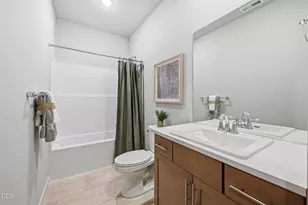 2733 NW 26th Loop N, Redmond, OR 97756 - Photo 20