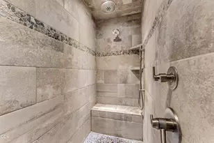 10999 N Applegate Rd, Grants Pass, OR 97527 - Photo 24
