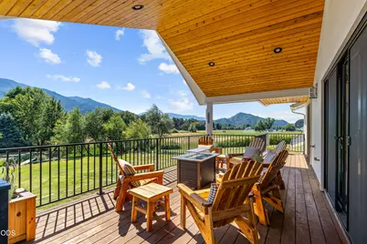10999 N Applegate Road, Grants Pass, OR 97527 - Photo 32