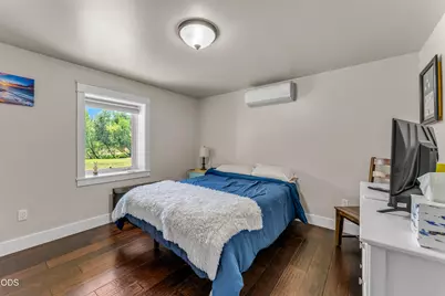 10999 N Applegate Road, Grants Pass, OR 97527 - Photo 28