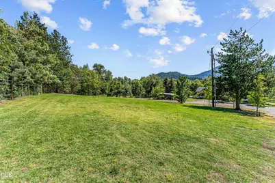 10999 N Applegate Road, Grants Pass, OR 97527 - Photo 44