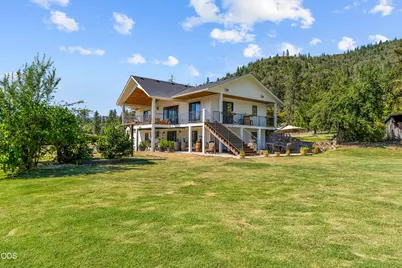 10999 N Applegate Road, Grants Pass, OR 97527 - Photo 8
