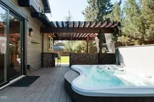 2425 NW Lemhi Pass Dr, Bend, OR 97703 - Photo 40