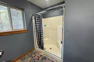 20301 Knightsbridge Pl, Bend, OR 97702 - Photo 14