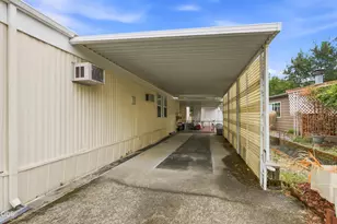 327 Sandlewood Dr, Grants Pass, OR 97526 - Photo 22