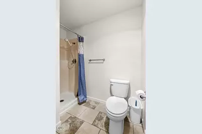 412 Lorraine Avenue, Eagle Point, OR 97524 - Photo 6