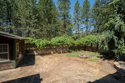 1160 Crow Road, Merlin, OR 97532 - Photo 30