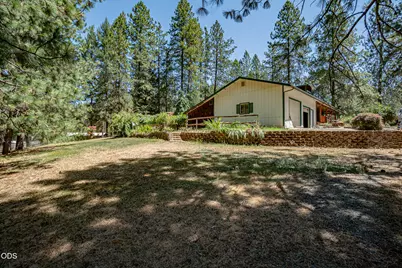 1160 Crow Road, Merlin, OR 97532 - Photo 6