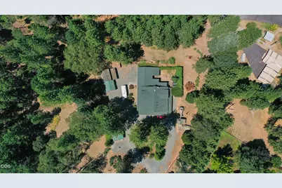 1160 Crow Road, Merlin, OR 97532 - Photo 42