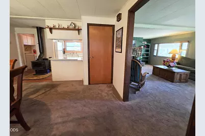 2200 NE Highway 20 #UNIT 10, Bend, OR 97701 - Photo 6