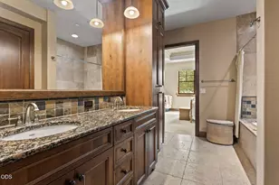 363 SW Bluff Dr, Bend, OR 97702 - Photo 22