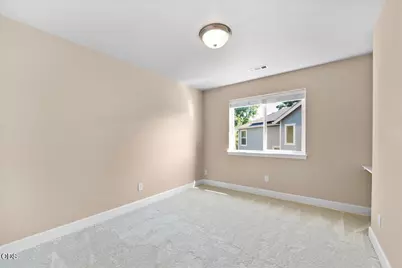 1073 Cathedral Way, Central Point, OR 97502 - Photo 28