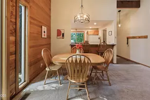 57369 Lake Aspen Ct, Sunriver, OR 97707 - Photo 12