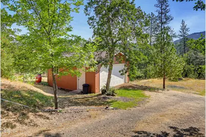 4001 S Fork Little Butte Creek Road, Eagle Point, OR 97524 - Photo 70