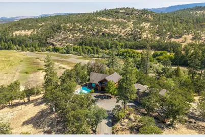 4001 S Fork Little Butte Creek Road, Eagle Point, OR 97524 - Photo 4