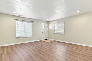 7869 Jacqueline Way, White City, OR 97503 - Photo 6