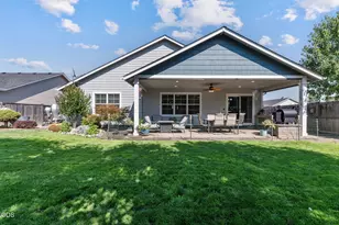266 Retirement Ln, Cave Junction, OR 97523 - Photo 8