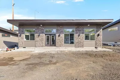 1656 N Foothill Road, Medford, OR 97504 - Photo 4