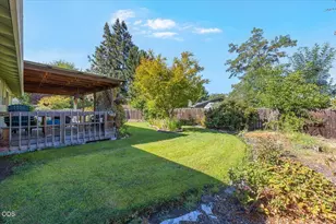 3031 Cheltenham Wy, Medford, OR 97504 - Photo 6