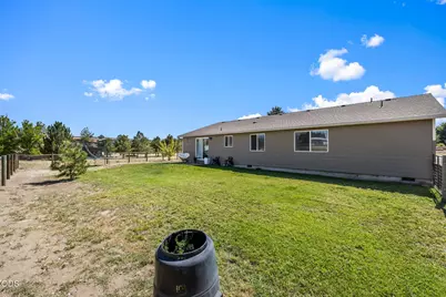 1940 SE Sagebrush Drive, Madras, OR 97741 - Photo 46