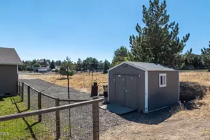 1940 SE Sagebrush Dr, Madras, OR 97741 - Photo 54