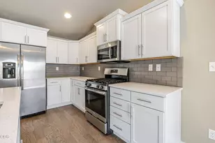 20380 SE Lois Way, Bend, OR 97702 - Photo 16
