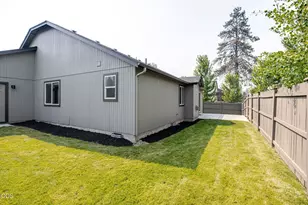 20380 SE Lois Way, Bend, OR 97702 - Photo 42