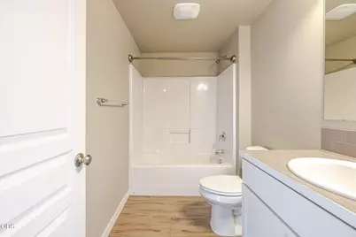 20380 SE Lois Way, Bend, OR 97702 - Photo 32