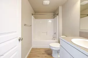20380 SE Lois Way, Bend, OR 97702 - Photo 32