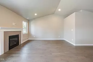 20380 SE Lois Way, Bend, OR 97702 - Photo 14