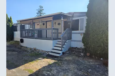 380 W Gregory Road #UNIT 21, Central Point, OR 97502 - Photo 1