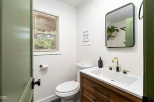555 Ewe Creek Rd, Grants Pass, OR 97526 - Photo 28