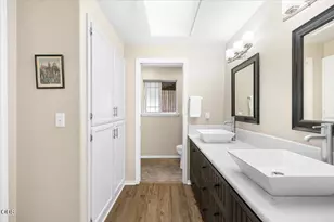 155 Country Hill Dr, Phoenix, OR 97535 - Photo 12