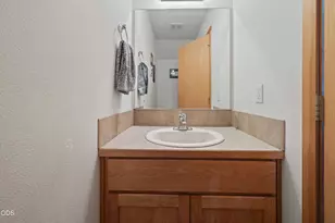 61367 Sally Ln, Bend, OR 97702 - Photo 26