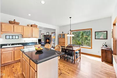 53481 Brookie Way, La Pine, OR 97739 - Photo 6
