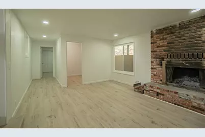 8775 Rogue River Highway, Grants Pass, OR 97527 - Photo 24