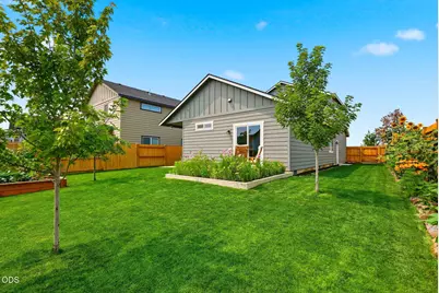 3774 NW 7th Lane, Redmond, OR 97756 - Photo 32