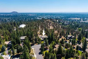 146 NW Skyliner Summit Loop, Bend, OR 97703 - Photo 50