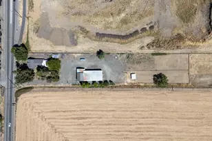 1083 Rossanley Dr, Medford, OR 97501 - Photo 30