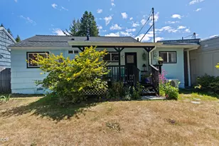1655 N Juniper St, Coquille, OR 97423 - Photo 26