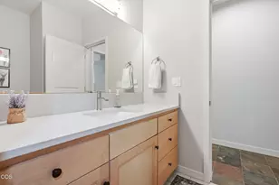 60527 Seventh Mountain Dr, Bend, OR 97702 - Photo 24