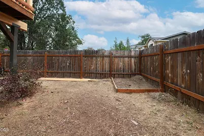 22172 Highway 62, Shady Cove, OR 97539 - Photo 38